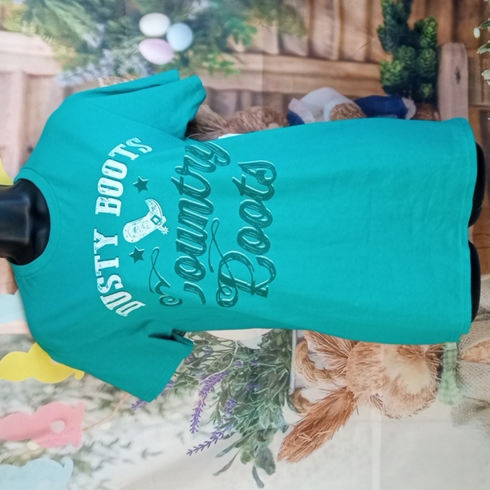 👕 Dusty Boots and Country Roots T-shirt